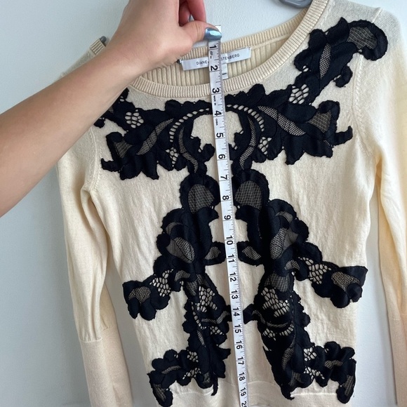 Diane Von Furstenberg 100% Wool Sweater with Black Lace Design - Picture 6 of 7